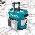 Makita – Cafetera monodosis 18V/12V para cápsulas y café molido – Depósito de agua lavable – Asa de transporte – DCM501Z – Image 5